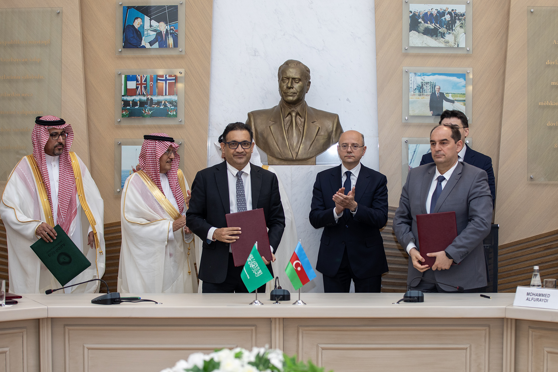  At the meeting of Energy Ministers of Azerbaijan and Saudi Arabia signed documents stre...