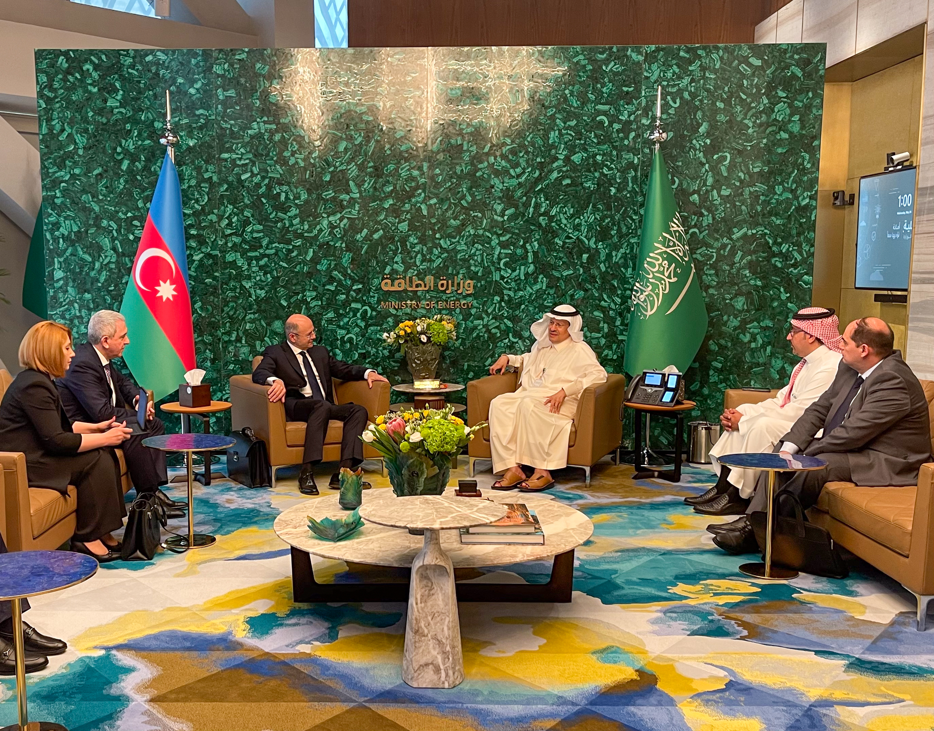  Azerbaijan signs energy cooperation agreement with Saudi Arabia