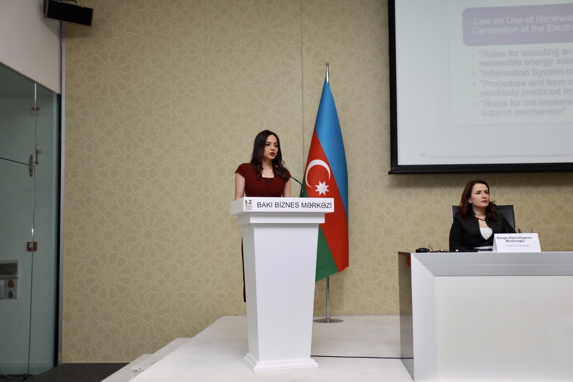 Aygun Zeynalova, Deputy director of AREA gave speech at the "Azerbaijan-US Green Energy Forum"