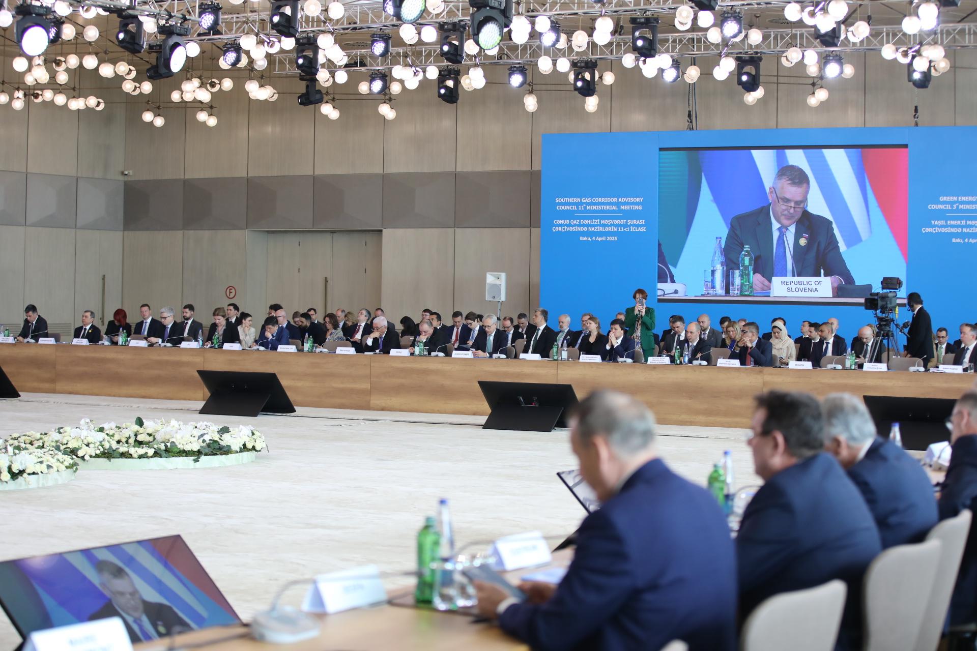 Cənub Qaz Dəhlizi Məşvərət Şurası nazirlərin 11-ci iclası və Yaşıl Enerji Məşvərət Şurası nazirlərin 3-cü iclası plenar sessiyalarla davam edib