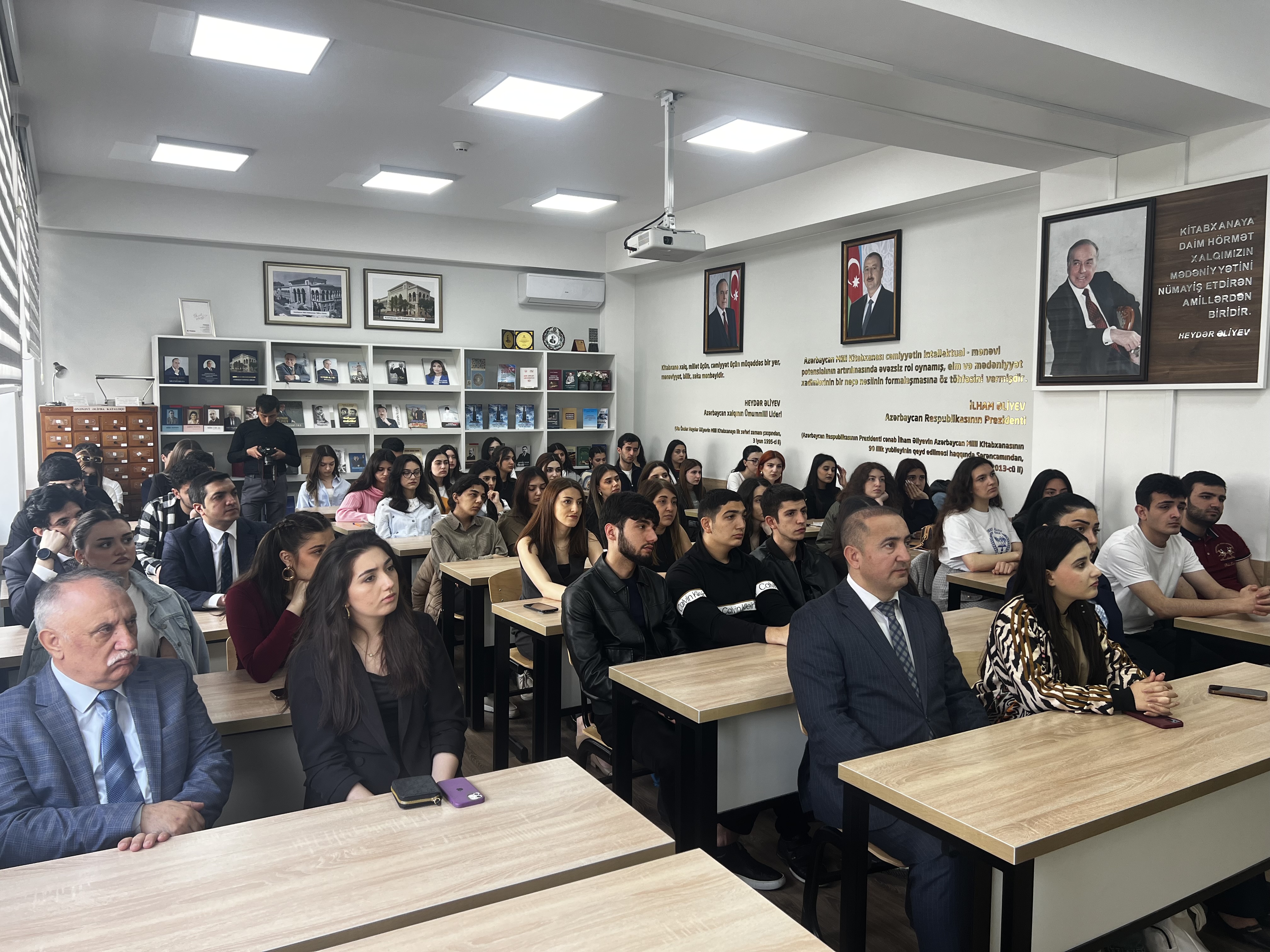 BDU tələbələri ilə görüş keçirilib