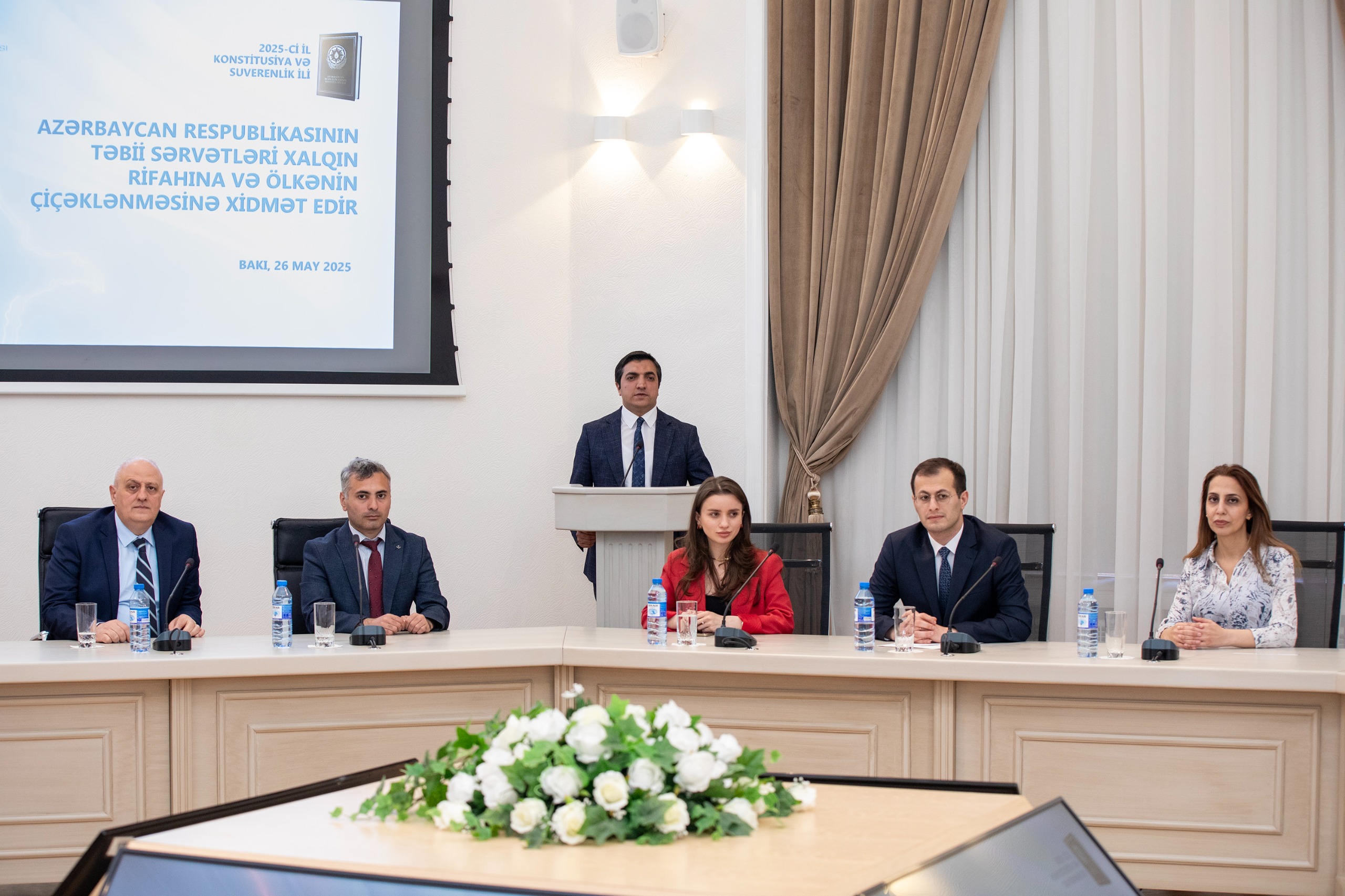 “Konstitusiya və Suverenlik İli”nə həsr olunmuş növbəti tədbir keçirilib