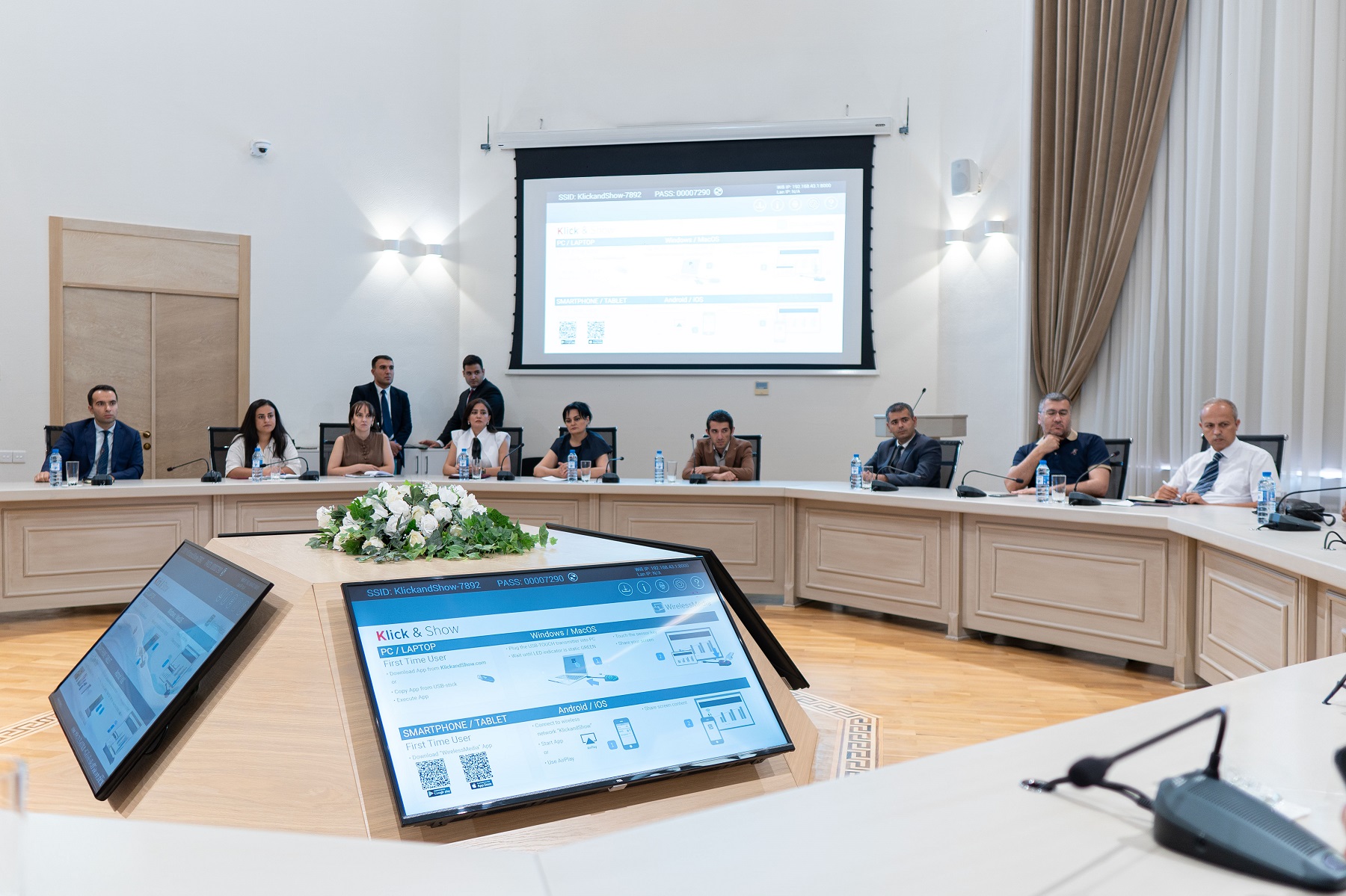 “Konstitusiya və Suverenlik İli”nə həsr olunmuş növbəti tədbir keçirilib