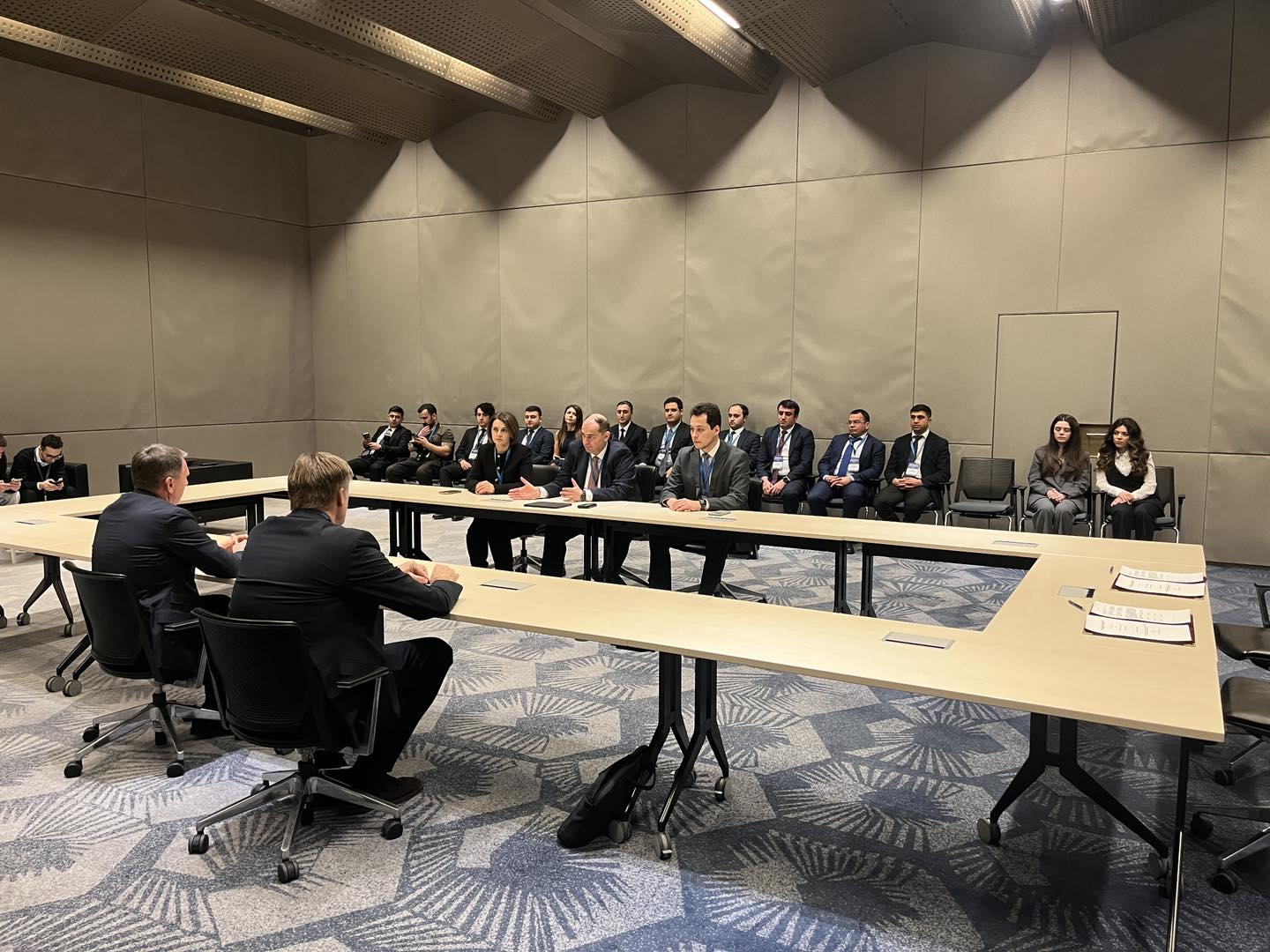 Bərpa Olunan Enerji Mənbələri Dövlət Agentliyi və Xorvatiyanın "Energia Naturalis d.o.o" şirkəti arasında bərpa olunan enerji sahəsində əməkdaşlığa dair Anlaşma Memorandumu imzalanıb