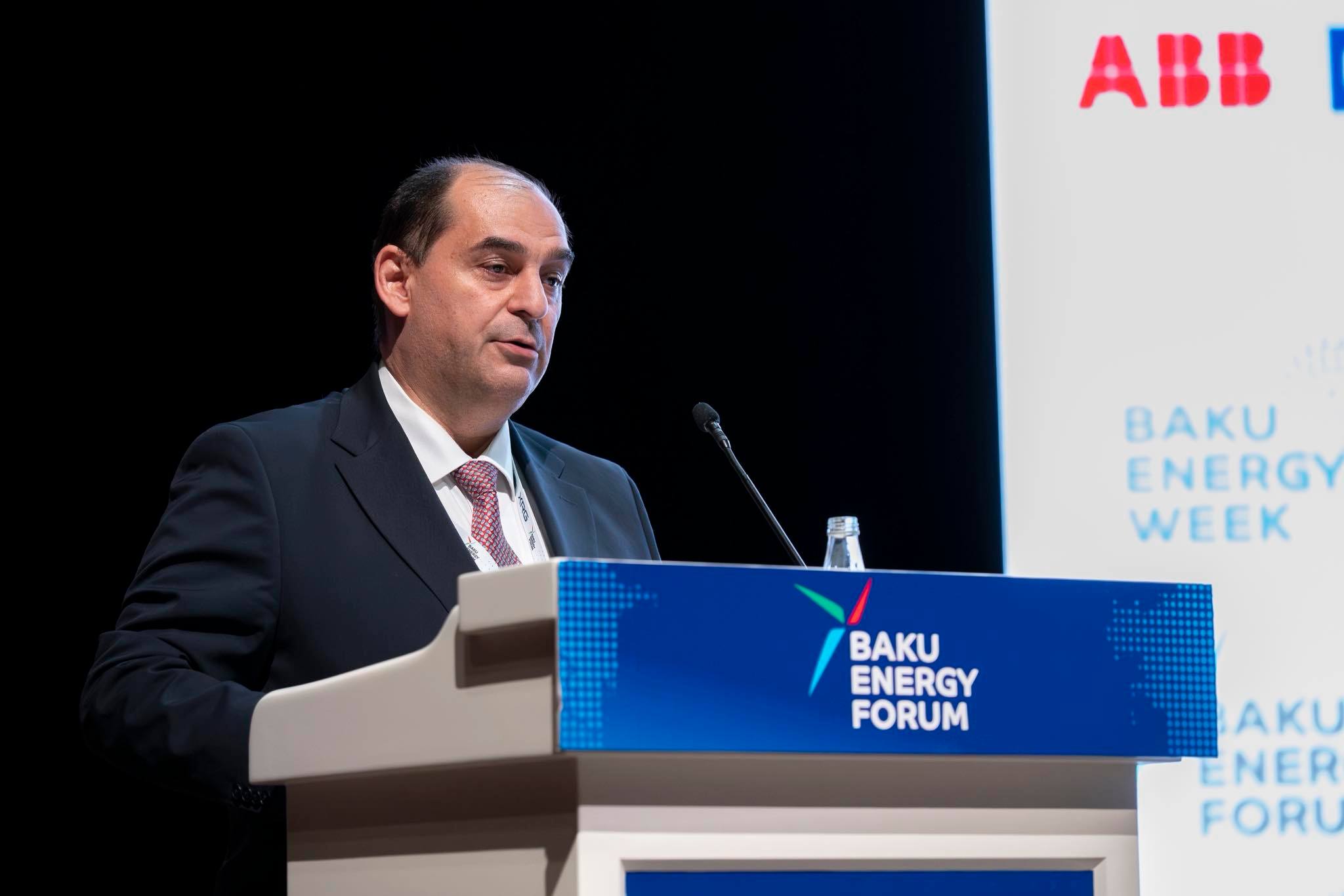 "Mərkəzi Asiya üçün Enerji Keçidində İnvestisiya Forumu"nun Yüksək Səviyyəli Sessiyası keçirilib