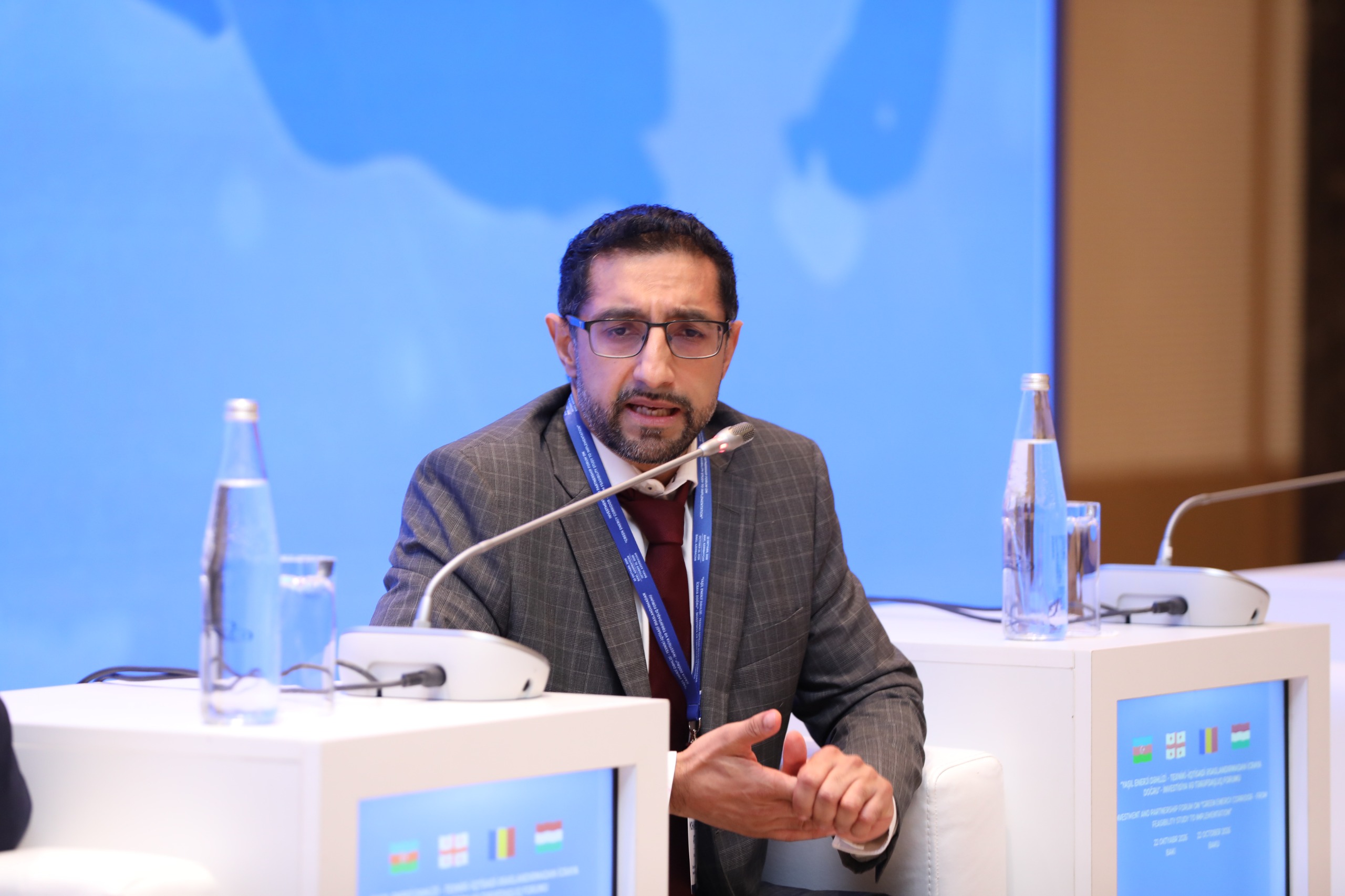 “Yaşıl Enerji Dəhlizi”nin biznes modeli və investisiya imkanları müzakirə olunub